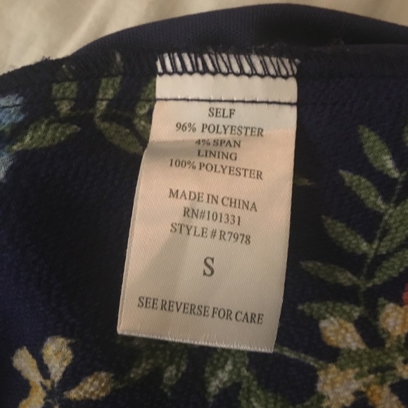 Floral Wrap Dress - Picture 5 of 6